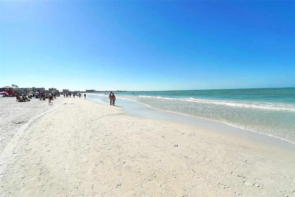 732 Siesta Drive Sarasota FL 34242