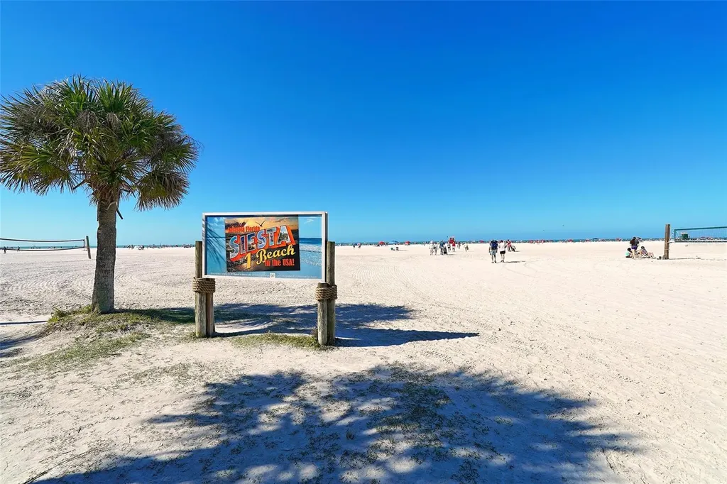 732 Siesta Drive Sarasota FL 34242