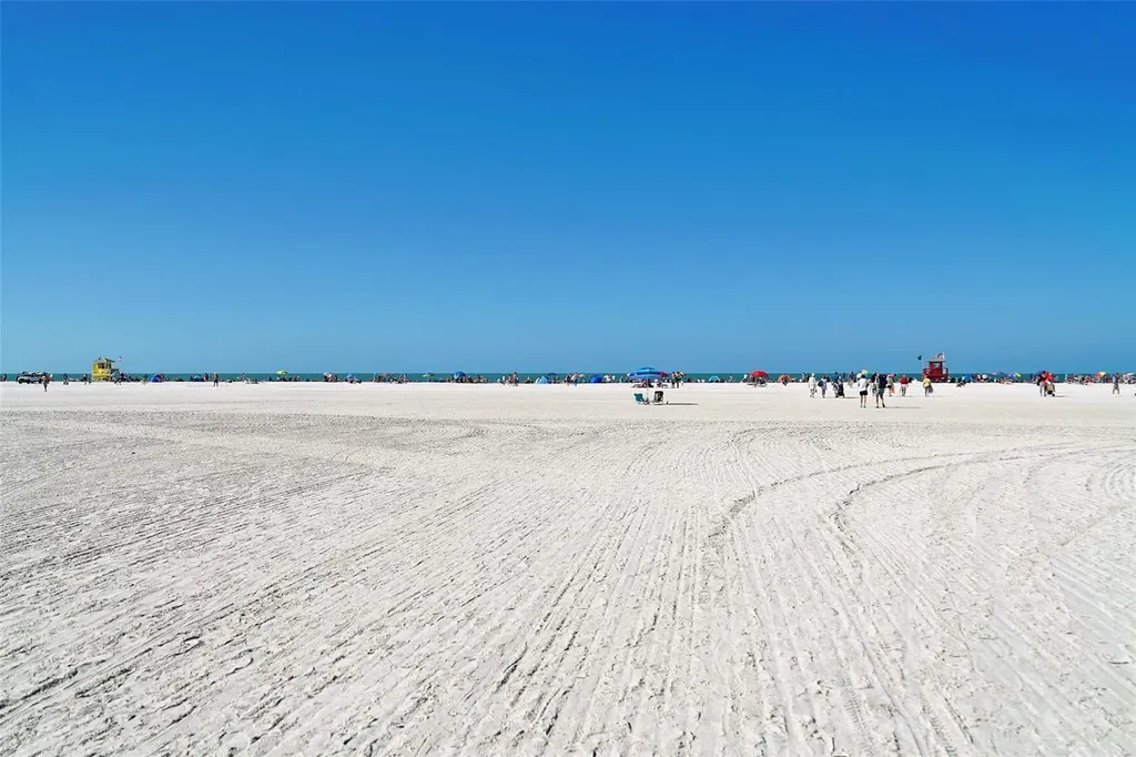 732 Siesta Drive Sarasota FL 34242