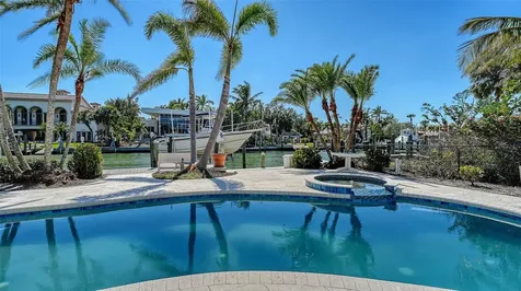 732 Siesta Drive Sarasota FL 34242