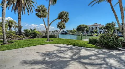 732 Siesta Drive Sarasota FL 34242