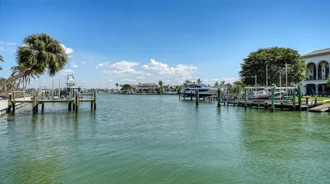 732 Siesta Drive Sarasota FL 34242