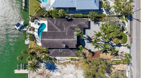 732 Siesta Drive Sarasota FL 34242