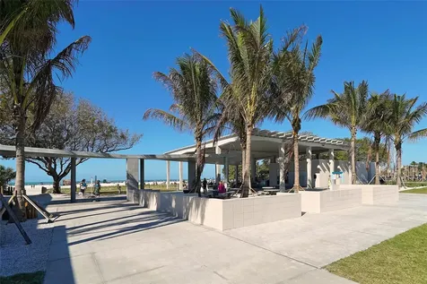 732 Siesta Drive Sarasota FL 34242
