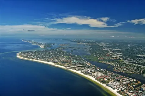 732 Siesta Drive Sarasota FL 34242