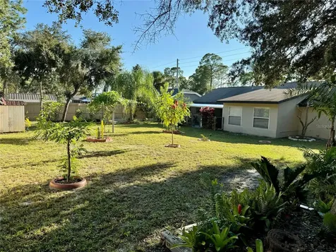 377 Courtland Boulevard Deltona FL 32738