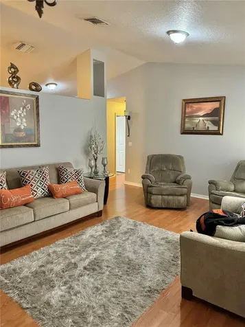 377 Courtland Boulevard Deltona FL 32738