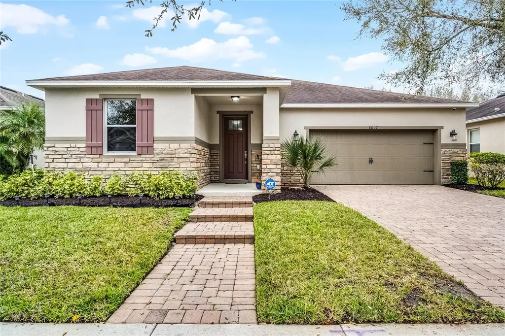 8807 Tatara Street Orlando FL 32836