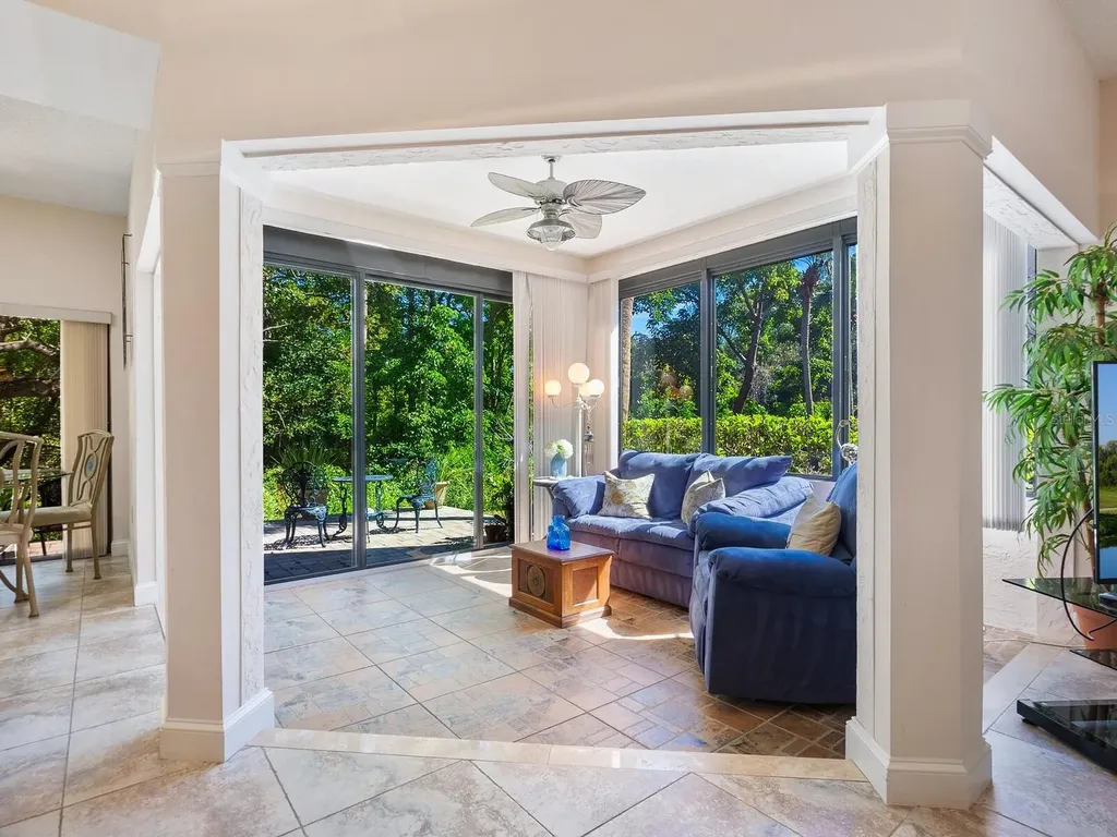 1718 Starling Drive Sarasota FL 34231