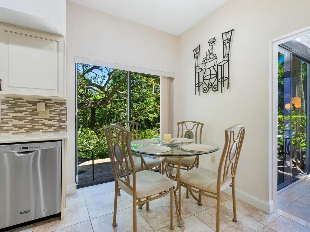 1718 Starling Drive Sarasota FL 34231