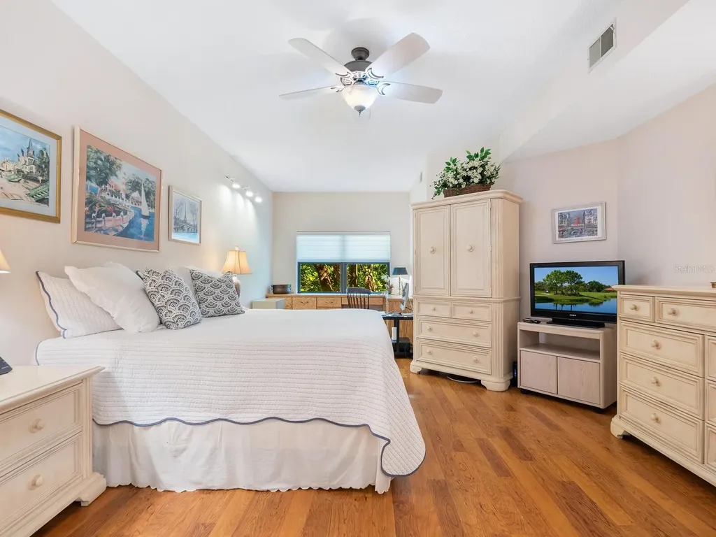 1718 Starling Drive Sarasota FL 34231