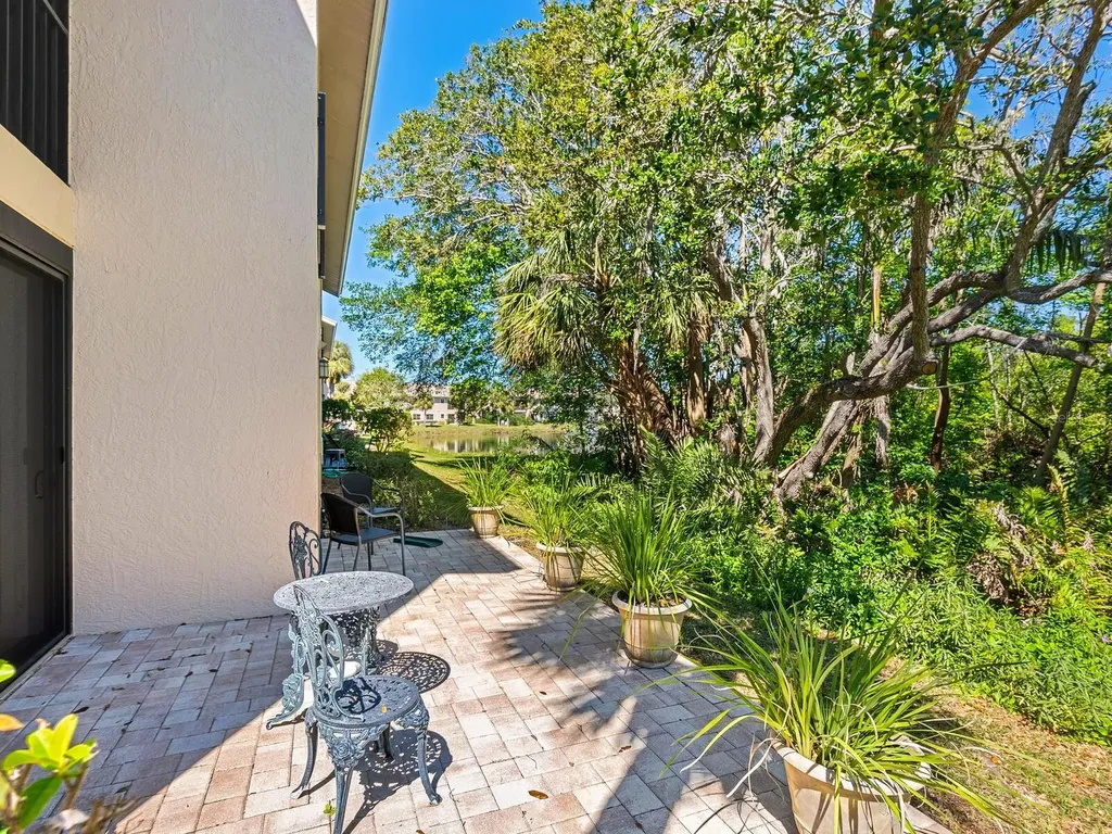 1718 Starling Drive Sarasota FL 34231
