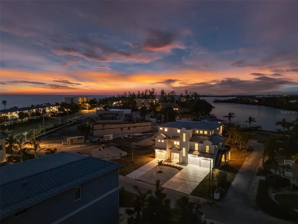 597 Buttonwood Drive Longboat Key FL 34228