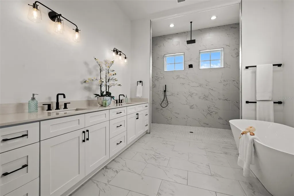 597 Buttonwood Drive Longboat Key FL 34228