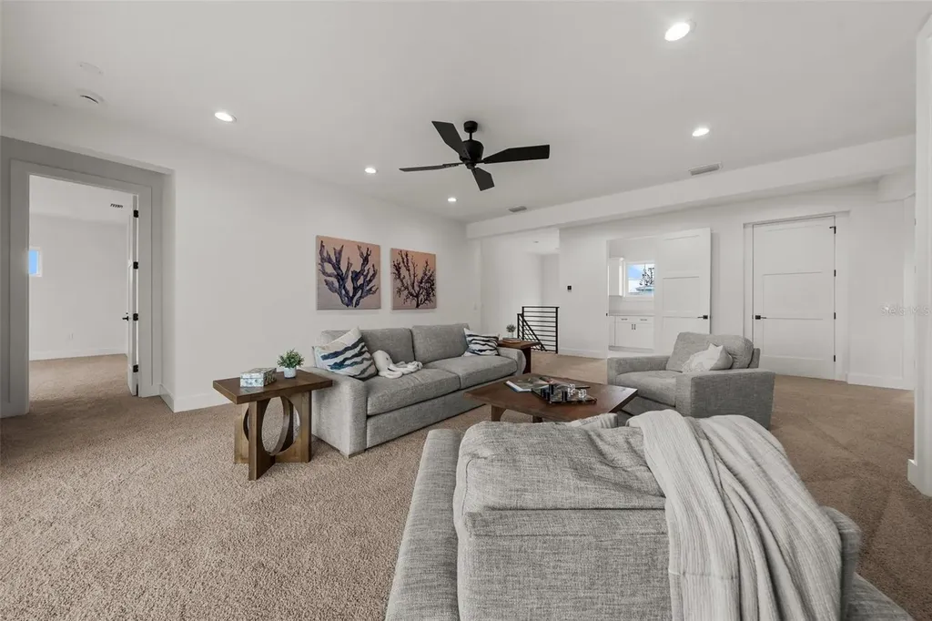 597 Buttonwood Drive Longboat Key FL 34228