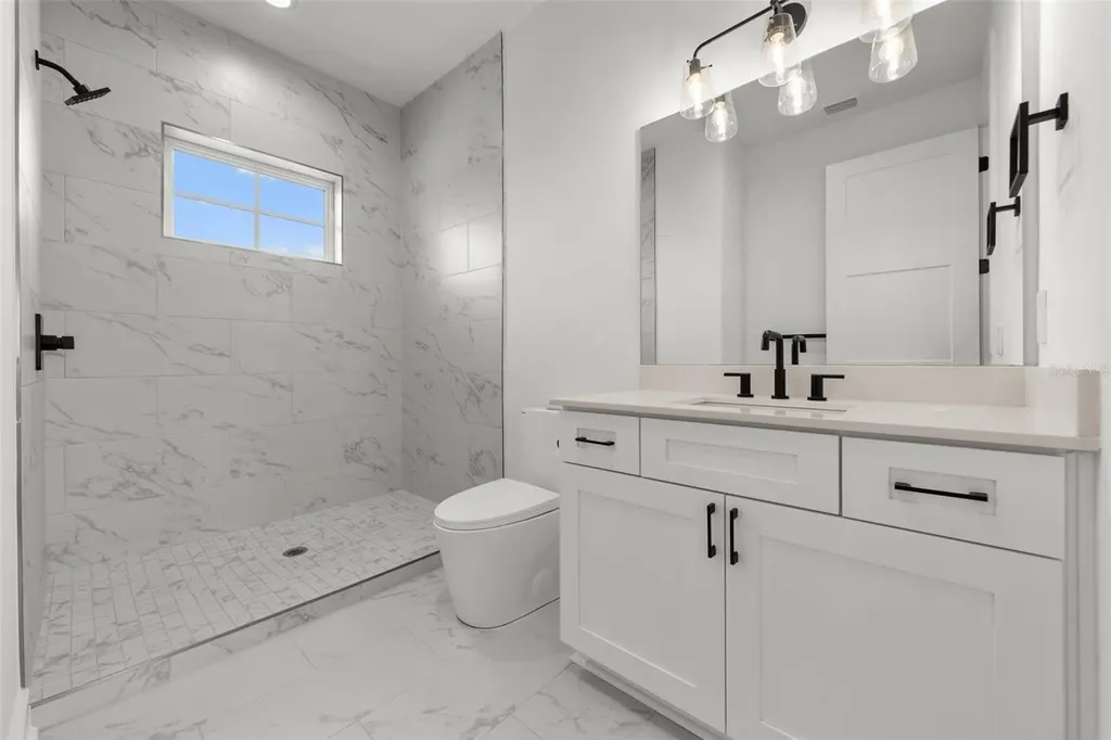597 Buttonwood Drive Longboat Key FL 34228