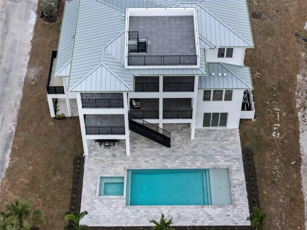 597 Buttonwood Drive Longboat Key FL 34228