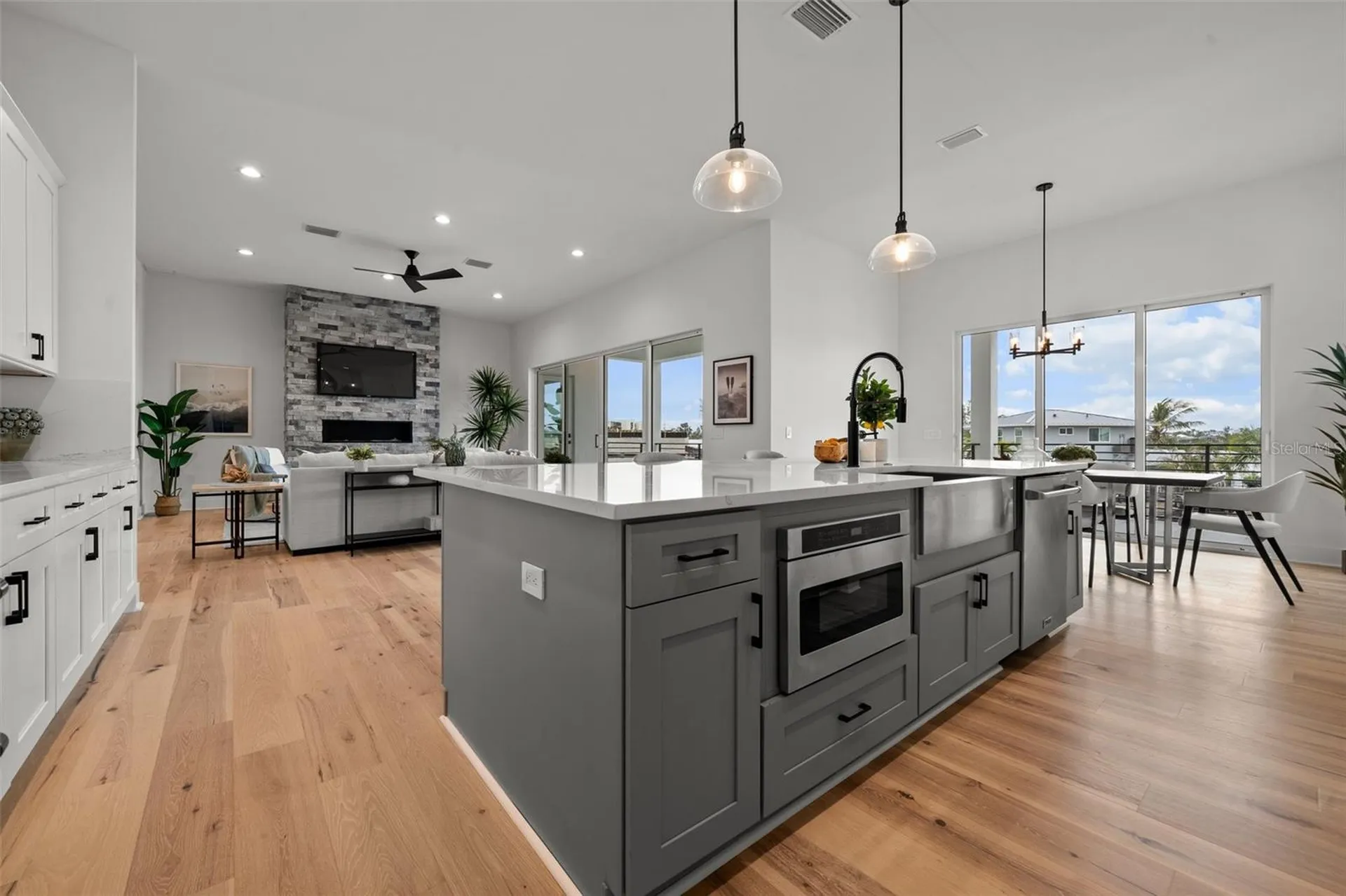 597 Buttonwood Drive Longboat Key FL 34228