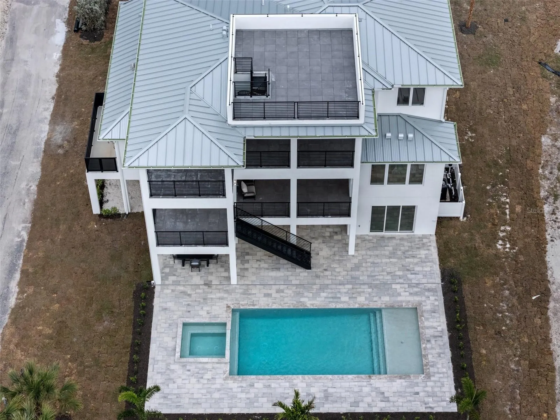 597 Buttonwood Drive Longboat Key FL 34228