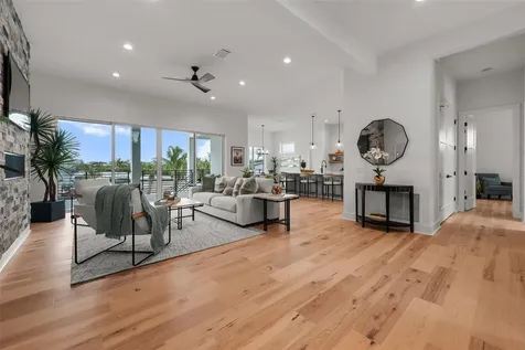597 Buttonwood Drive Longboat Key FL 34228