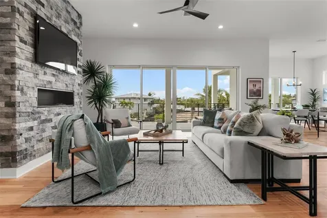 597 Buttonwood Drive Longboat Key FL 34228