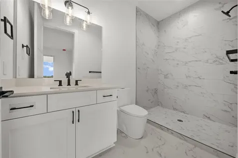 597 Buttonwood Drive Longboat Key FL 34228
