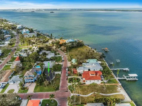 100 Buena Vista Drive S Dunedin FL 34698