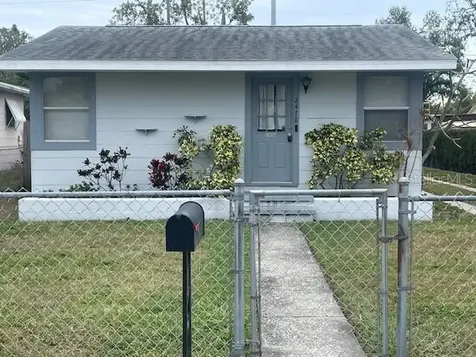 2478 16th Avenue N St Petersburg FL 33713