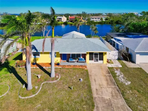 8404 43rd Avenue W Bradenton FL 34209