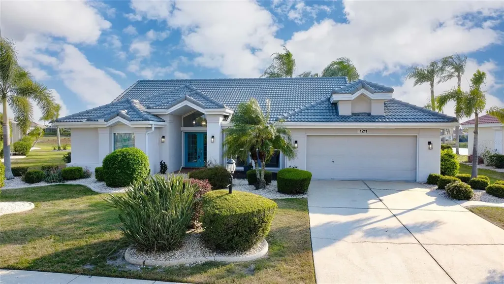 1211 Peridot Lane Sun City Center FL 33573