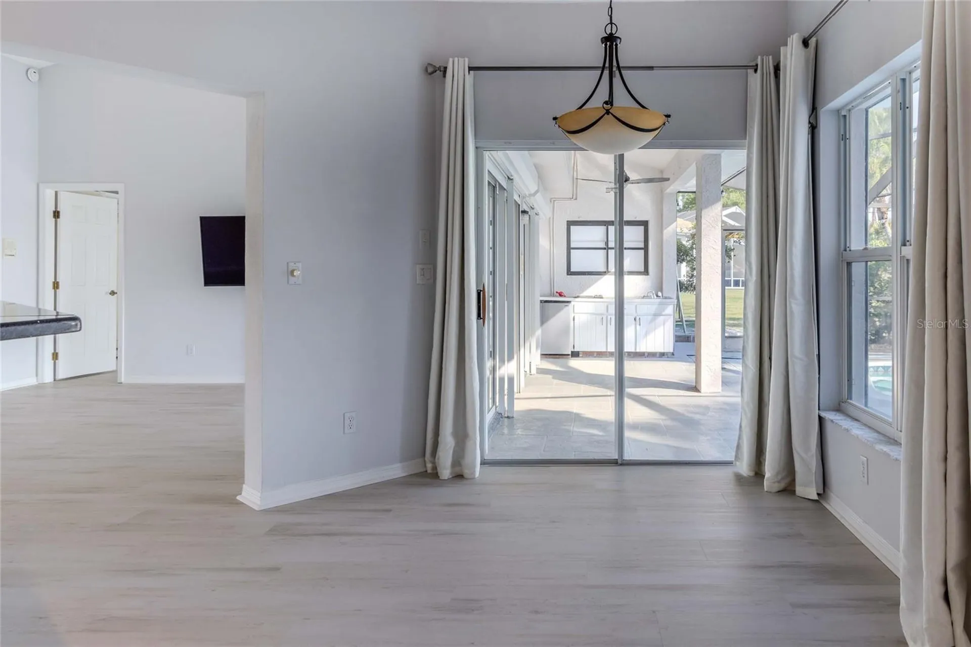 1211 Peridot Lane Sun City Center FL 33573