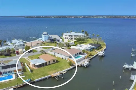 5112 Arlington Road Palmetto FL 34221