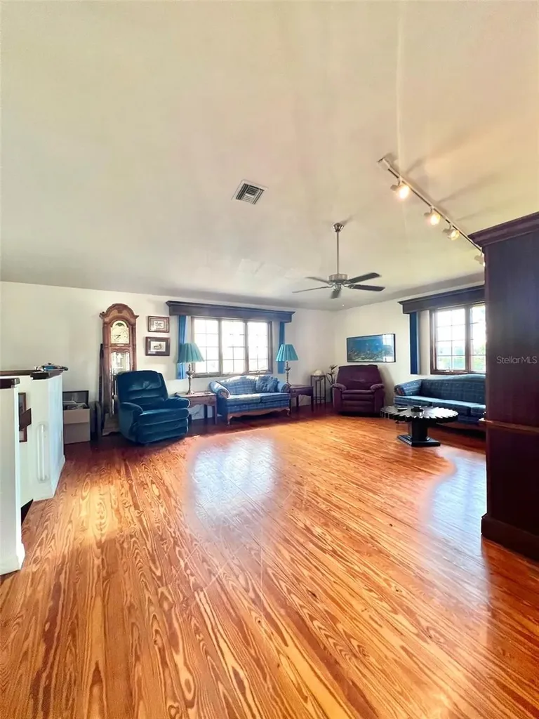 103 Tahiti Circle Naples FL 34113