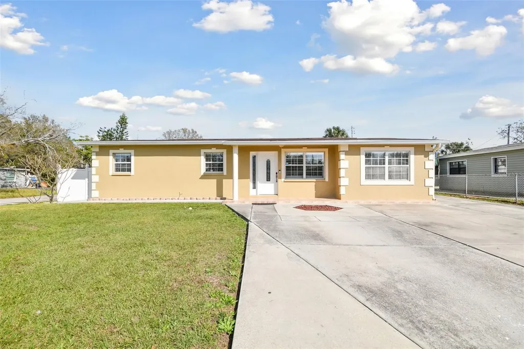 4931 Murray Hill Drive Tampa FL 33615