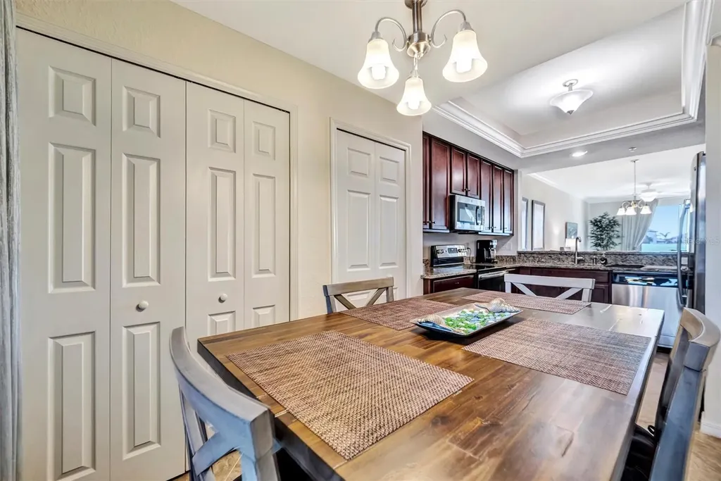 5527 Palmer Circle Bradenton FL 34211