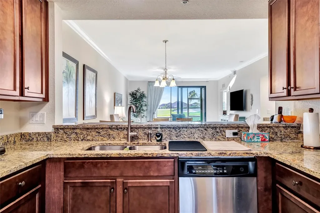 5527 Palmer Circle Bradenton FL 34211