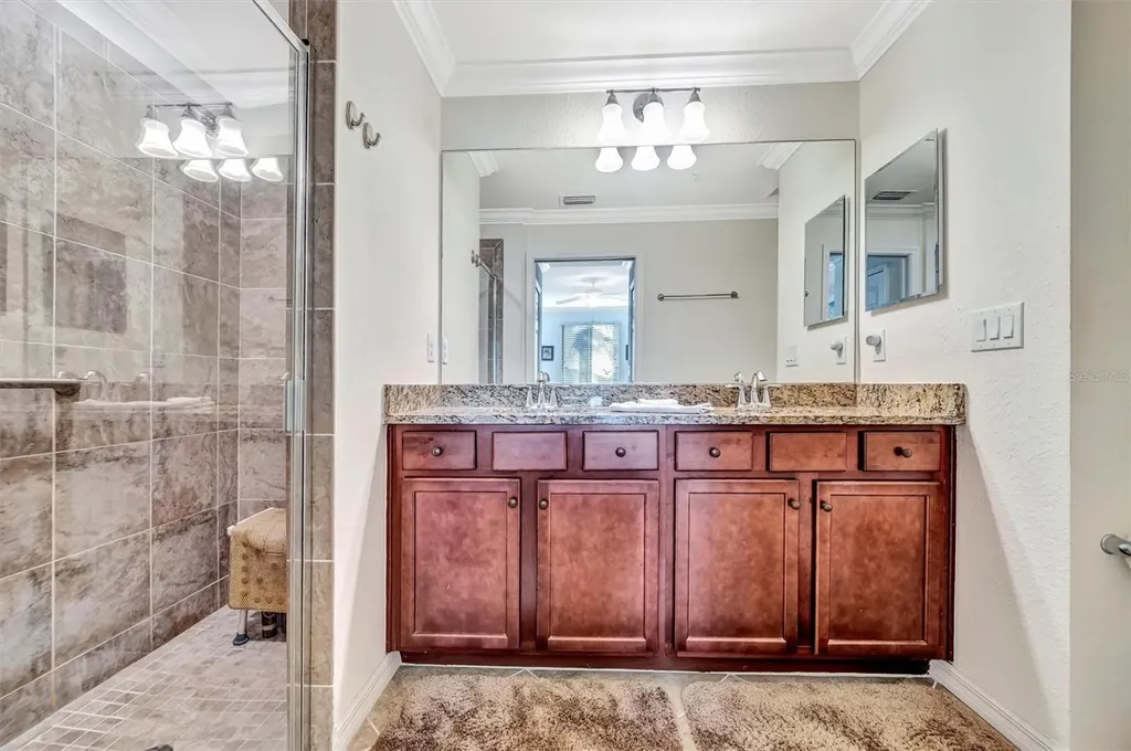5527 Palmer Circle Bradenton FL 34211