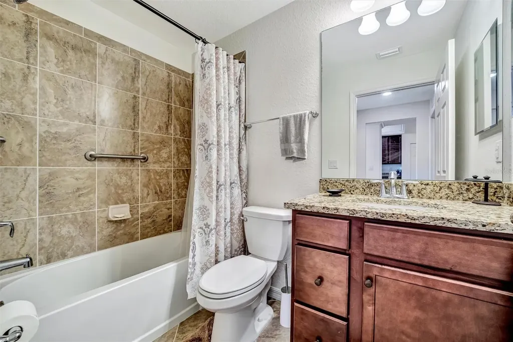 5527 Palmer Circle Bradenton FL 34211