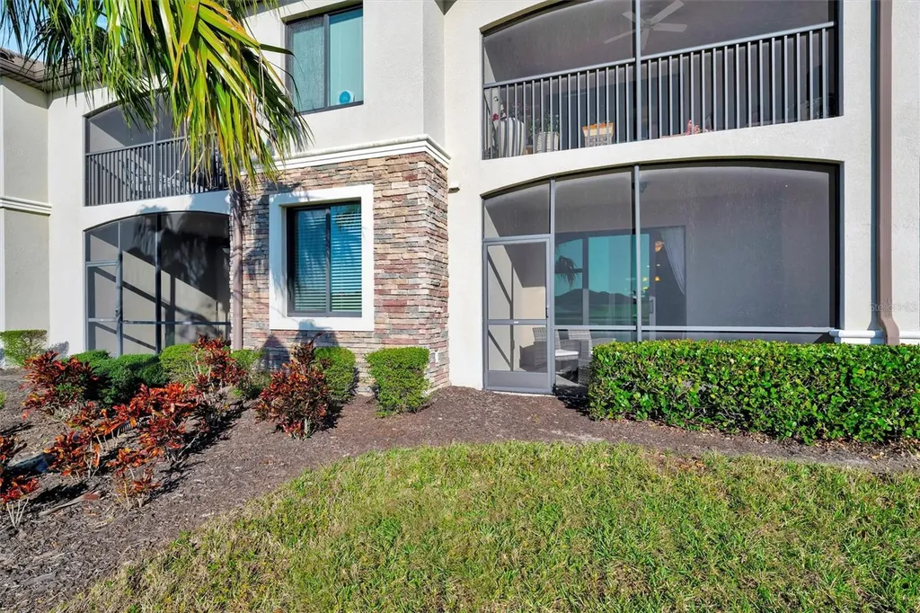 5527 Palmer Circle Bradenton FL 34211