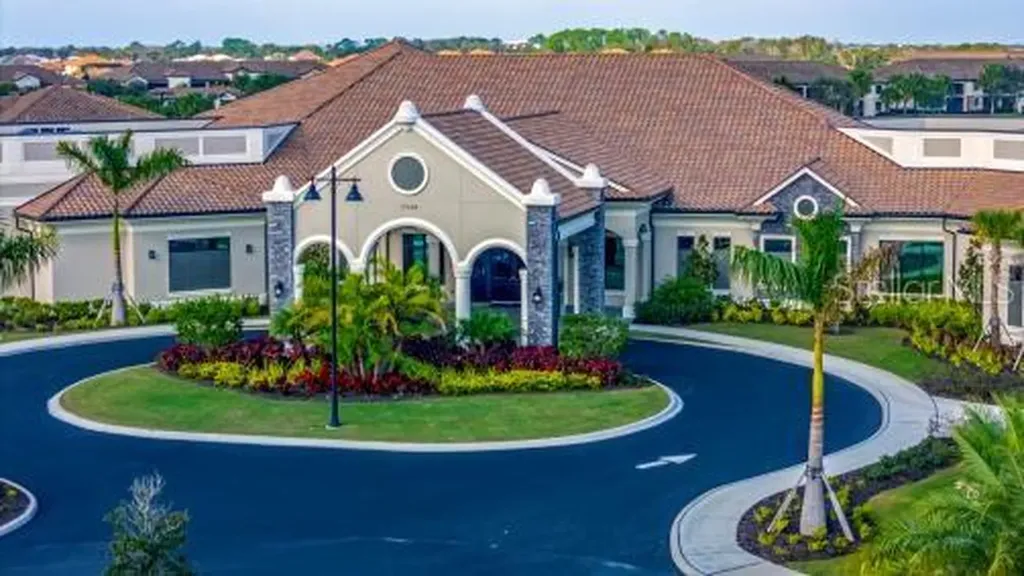 5527 Palmer Circle Bradenton FL 34211