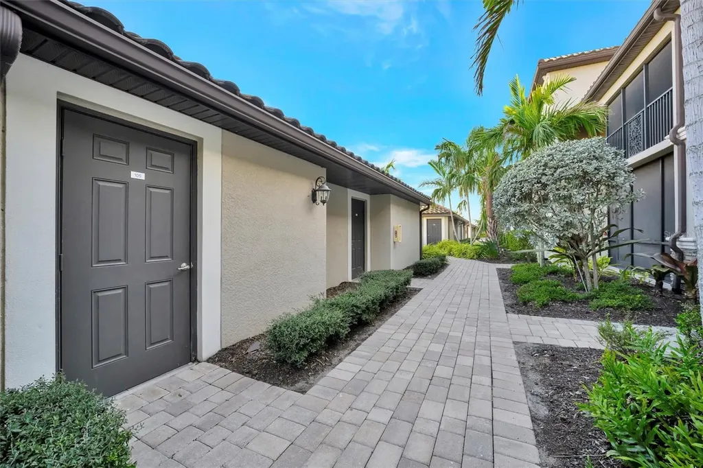 5527 Palmer Circle Bradenton FL 34211