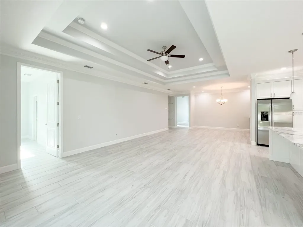 5213 Willow Lake Court Sarasota FL 34233