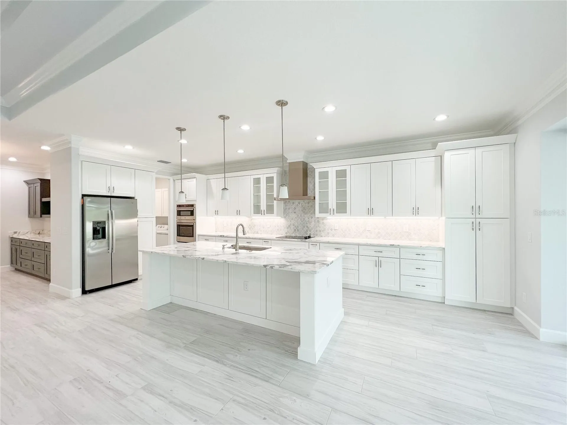 5213 Willow Lake Court Sarasota FL 34233