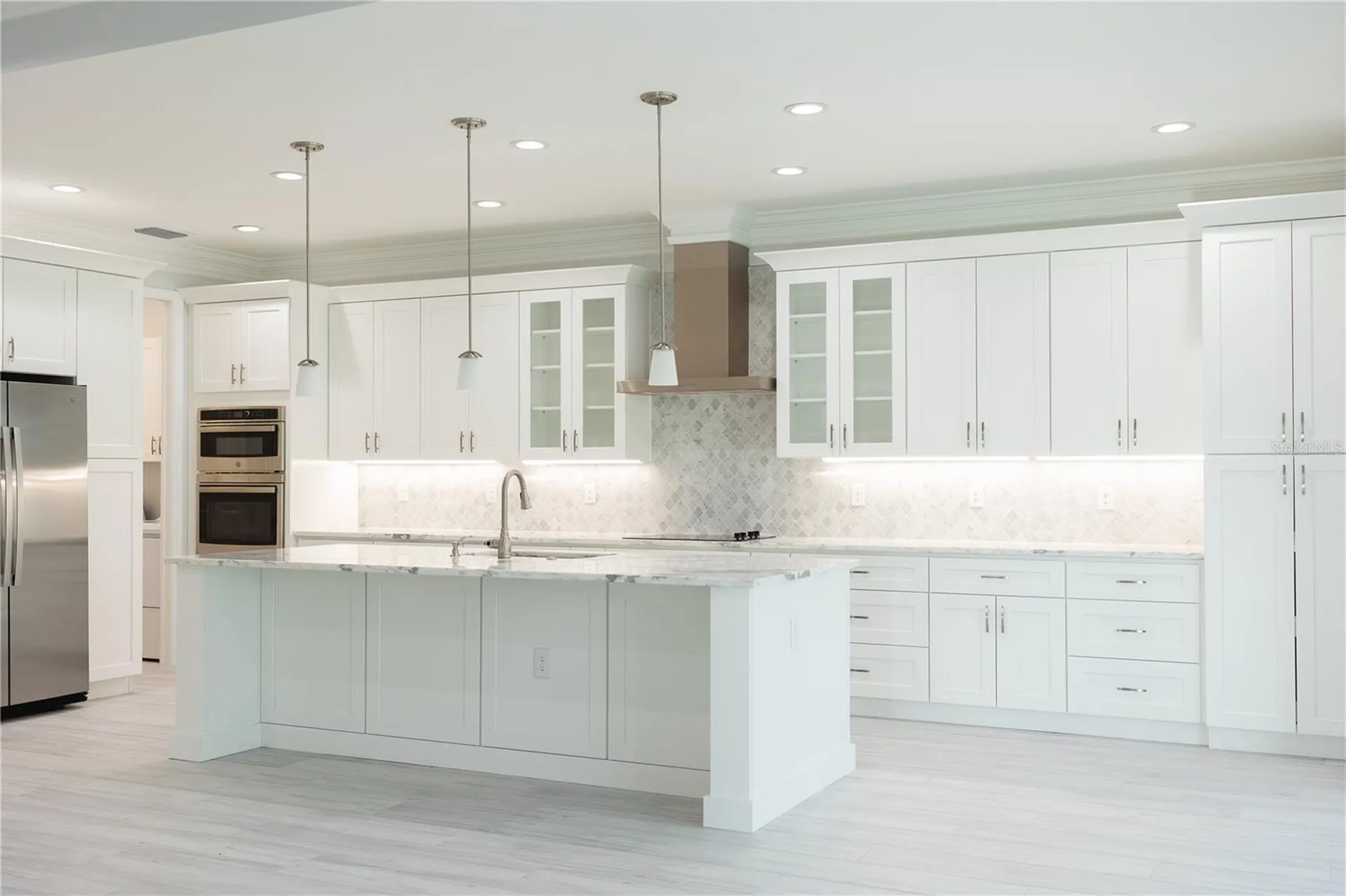 5213 Willow Lake Court Sarasota FL 34233