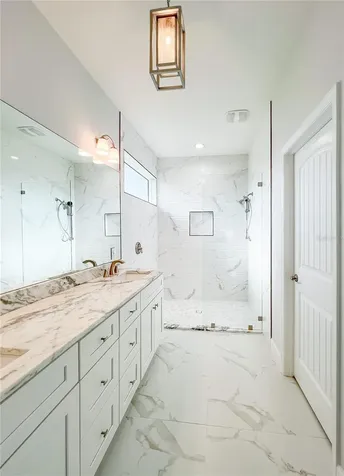 5213 Willow Lake Court Sarasota FL 34233