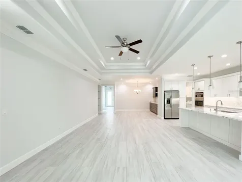 5213 Willow Lake Court Sarasota FL 34233