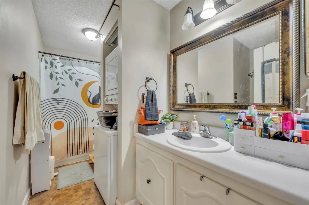 506 Orange Drive Altamonte Springs FL 32701