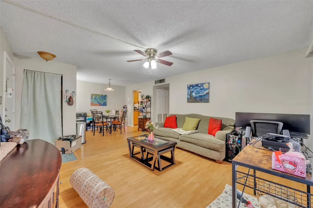 506 Orange Drive Altamonte Springs FL 32701