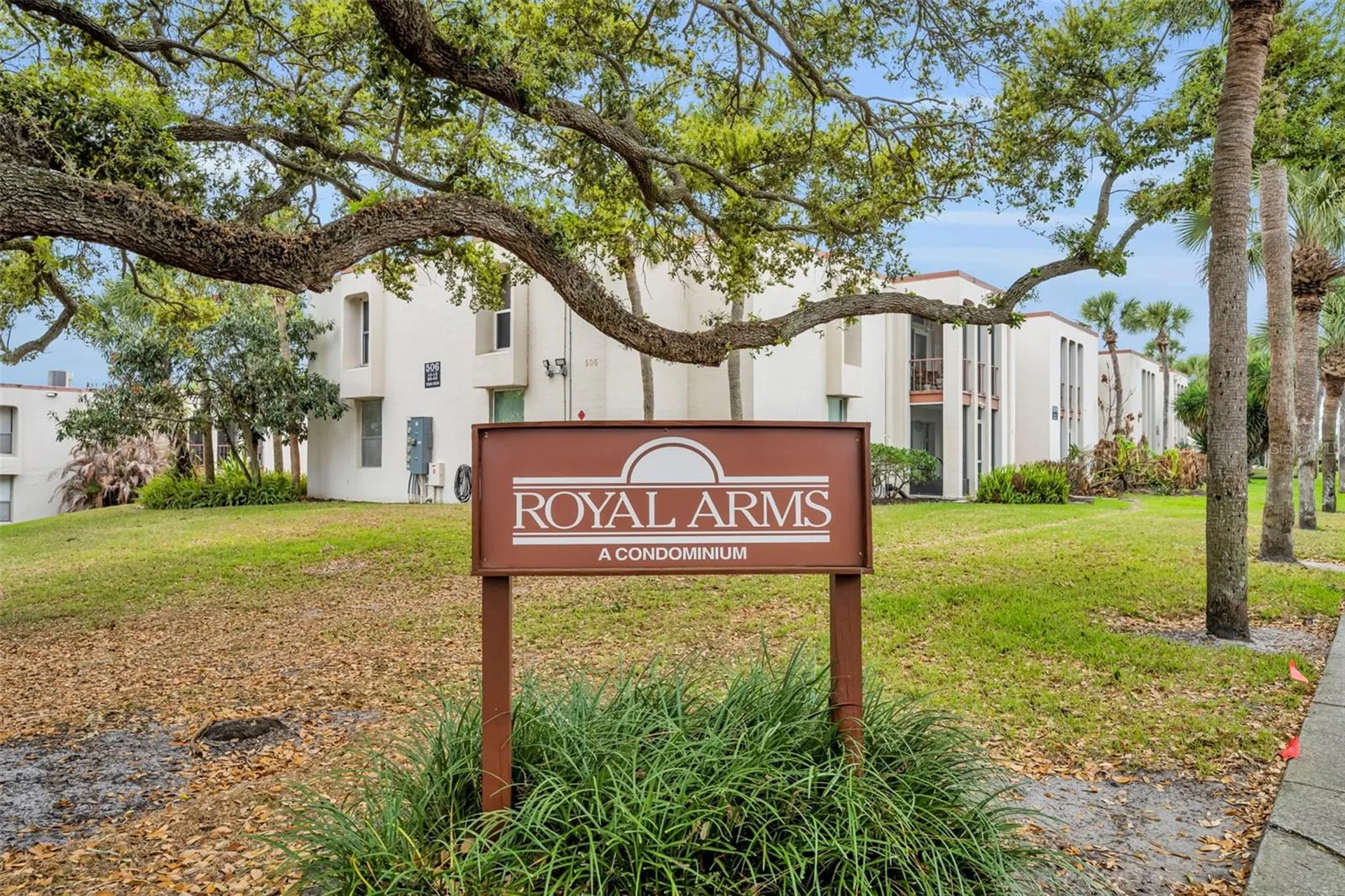 506 Orange Drive Altamonte Springs FL 32701