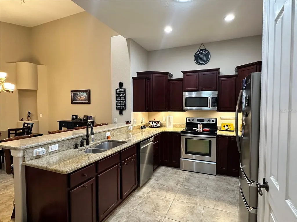 394 Nolane Lane Polk City FL 33868